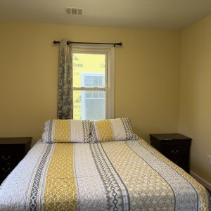 four-bedroom-apartment-117-sumner-ave-unit-3 (3)