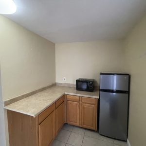 eight-person-suite (4)